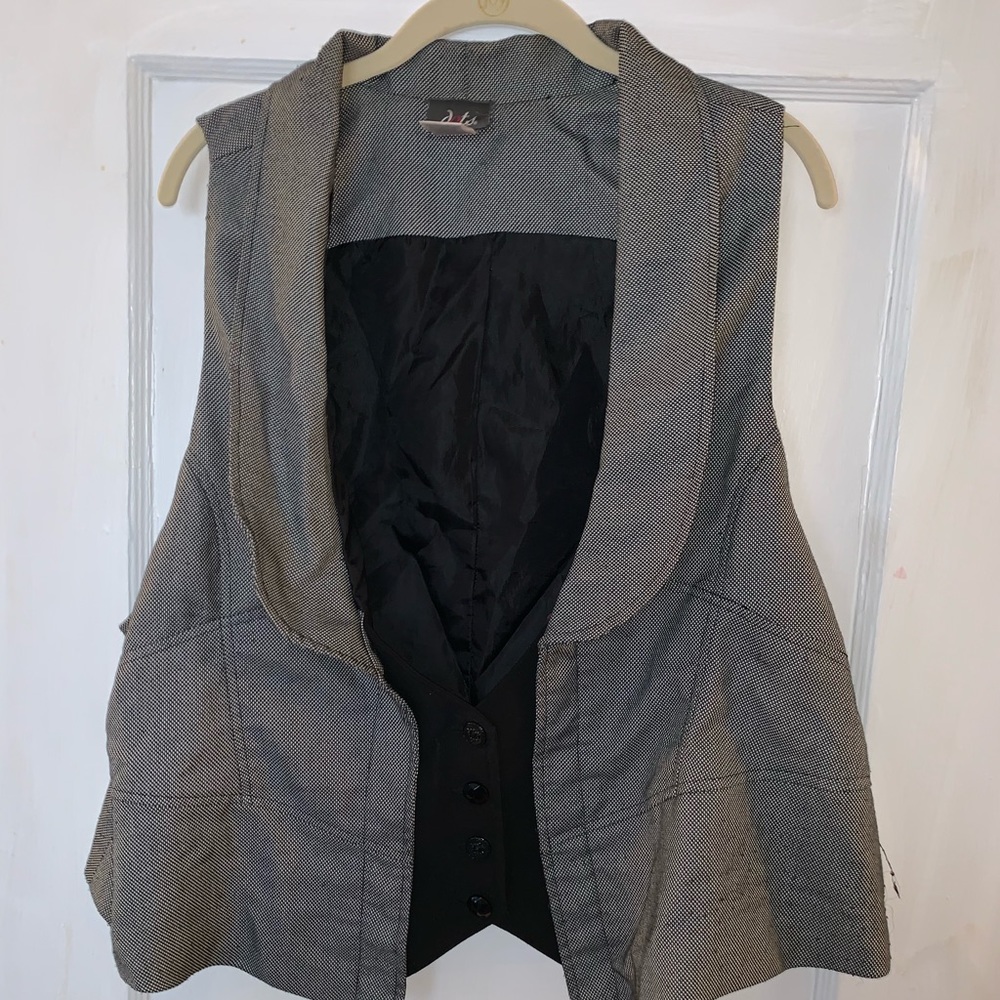 Say yes to the vest